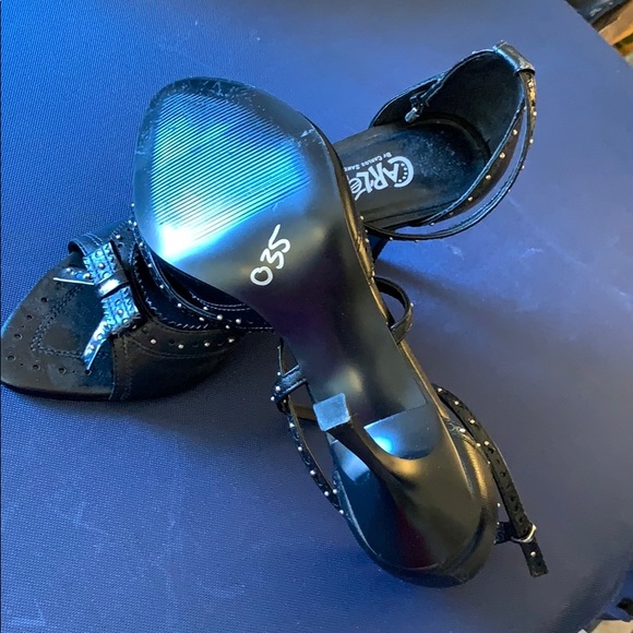 Vintage Leather high heels by Carlos Santana bows - Picture 4 of 9